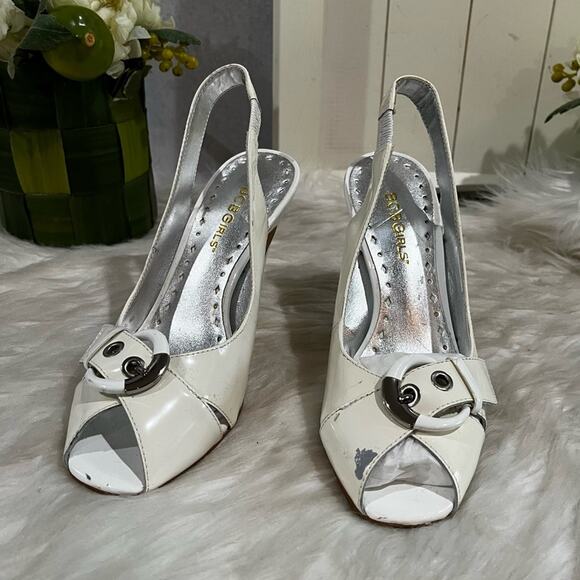 NEW BCBG Girls Patent Leather Buckle Peep Toe Slingback Heels White 36 6 AS IS - Picture 9 of 15